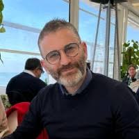 100+ profili “Stéa”