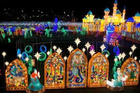 The Arizona Christmas Display That S Been Named Among The Most Beautiful In The World Christmas Display Arizona Carnival Rides