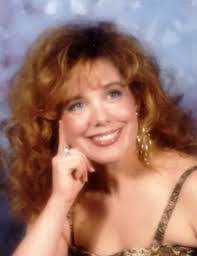 Sue Holcomb's Instagram, Twitter & Facebook