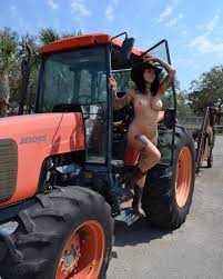 Porn tractor