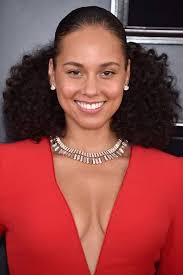 Beware of fake social media accounts of Taylor Swift