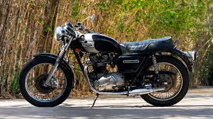The restoration is so well done! 1978 Triumph T140 Bonneville S154 Las Vegas June 2018