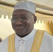 Côte d'Ivoire : M. Siaka Diakité, élu président de l'Organisation  interprofessionnelle agricole du secteur cacao, à l'unanimité des 35  administrateurs représentant les trois collèges (transformateurs,  exportateurs et producteurs). Félicitations au Papa des