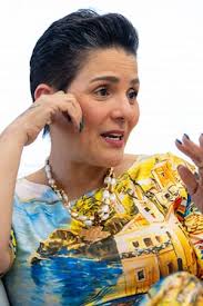 Janet Parra: "Lo que no esté funcionando lo vamos a eliminar"