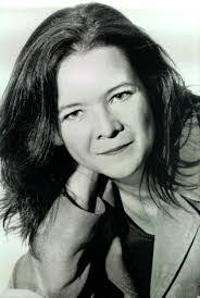 Penelope Dean's Instagram, Twitter & Facebook