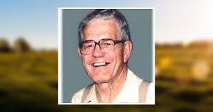 Glen Vance's Instagram, Twitter & Facebook