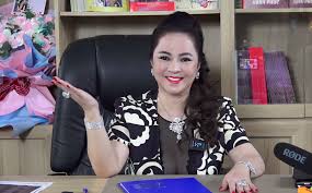 Nữ đại gia phương hằng khóc trên sóng livestream. Trong Livestream Ká»· Lá»¥c Ba PhÆ°Æ¡ng Háº±ng Lien Tá»¥c Ä'Æ°a Ra Má»™t Cau Há»i Khiáº¿n NgÆ°á»i Nghe Thich Thu Netizen Viá»‡t Giáº£i Tri