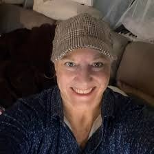 Kim Vinson's Instagram, Twitter & Facebook