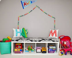 Ikea Sitzbank Furs Kinderzimmer Spieluntergrund Sitzflache Sowie Stauraum Kinder Zimmer Regal Kinderzimmer Kinderzimmer