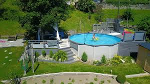 Pool Im Hanglage Toll Eingefugt Gartengestaltung Mal Anders Gartengestaltung Pool Garten