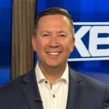 🛸UFO? We received several photos of a high-altitude balloon that was  visible for half an hour