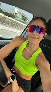 Nos vemos mañana a las 5:00am para el calentamiento con los P A C E R S  #Garmin y Frank Endurance @frank_endurance para la Carrera del Día del  Padre @carrerapadre. 1:45 Vanessa