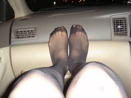 パンストつま先フェチ画像！透けて見える女性の足指 - 性癖エロ画像 センギリ