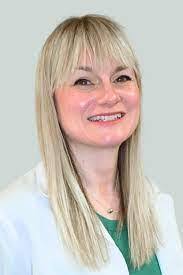 Sarah Dille's Instagram, Twitter & Facebook