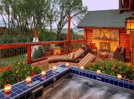 Jackson hole airport is 9 miles from rustic inn and is the closest airport to the jackson hole area. Jackson Hole Luxury Cabins Rustic Inn Jackson Wy Hotel