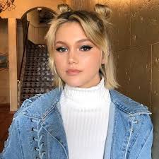 Pin By J A Y On Olivia Holt Olivia Holt Olivia Celebrities Male