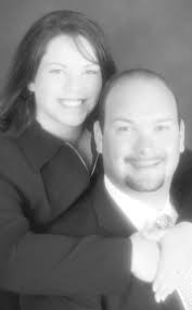 Couple announce December wedding Christmas seen through the eyes of a child  is priceless