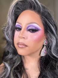 This level of commitment!!! 🩷🩷🩷