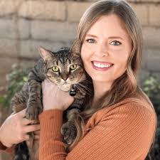 Leah Patrick's Instagram, Twitter & Facebook