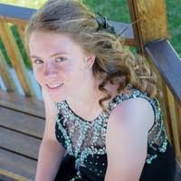 Amber Babb's Instagram, Twitter & Facebook