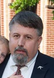 Stephen Broxton's Instagram, Twitter & Facebook