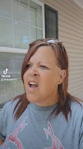 Tracy Boren's Instagram, Twitter & Facebook