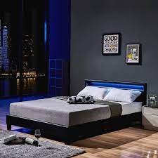 Mänsche im bett sind es beliebts motiv vo de malery. Led Bett Astro 140 X 200 Cm Schwarz Kaufland De