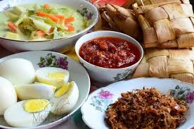 Biasa kalau masak cili kering ni macam berseladak sikit. Ketupat Tradisi Dan Kuah Lodeh Dapur Tanpa Sempadan