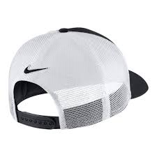 The choice features 'neymar' embroidered to the front, tonal stitched eyelets in the crown and an adjustable rear strap. Neymar Cap Nike Cbf703