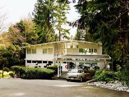 Douglas Coupland S Magical White House Vancouver House Mid Century Modern House Mid Century House