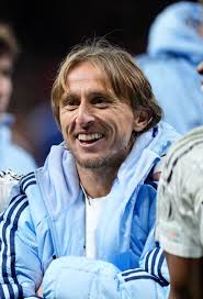 Luka Modrić surpasses Marcelo and he's now the 2nd foreigner player with  the MOST games in La Liga for Real Madrid. 439