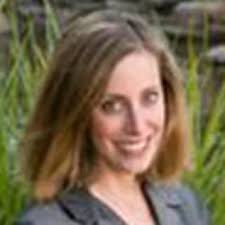 Allyson Tracy's Instagram, Twitter & Facebook