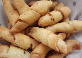 Resep molen renyah 5sdm anti gagal. Resep Molen Pisang Mini Renyah Juli49 Anti Gagal Kreasi Masakan