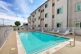 Weatherford is 2,263.45 mi (3,642.67 km) north of the equator, so it is located in the northern hemisphere. Motel 6 Weatherford 60 6 8 Updated 2021 Prices Reviews Tx Tripadvisor