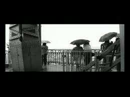Berikut lirik dan chord lagu desember dari efek rumah kaca. Efek Rumah Kaca Desember Official Video Erk Youtube