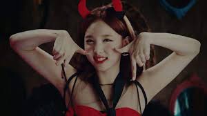 It was released on october 24, 2016 with tt serving as the album's title track. Ranking All Songs On Twicecoaster Lane 1 Twice íŠ¸ì™€ì´ìŠ¤ ã…¤ Amino