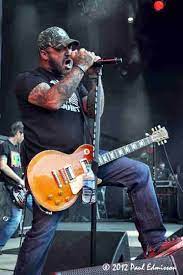 Pin By Amanda Mcmurry On Celebrity Husbands Aaron Lewis Country Boy Music Love Music Is Life
