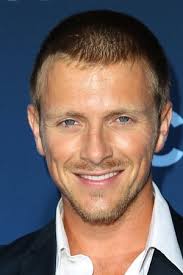 A.J. Schmidt : biographie, filmographie, photos & vidéos