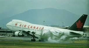 Air Canada 747 Fuselage Explosion On Landing Aircraft Aviation Accidents Aviation
