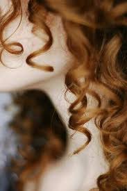 Character Inspiration Rizos Rojos Estilos De Pelo Rizado Chica De Pelo Rizado