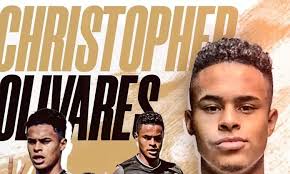 Cusco FC anunció el fichaje de Christopher Olivares