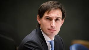 Jun 14, 2021 · partijleider wopke hoekstra staat onder druk, gevreesd wordt voor omtzigts concurrentie. De Toekomst Van De Eu Minister Dr No Hoekstra Wil Van Frankrijk En Duitsland Pas Op De Plaats Nieuwsuur