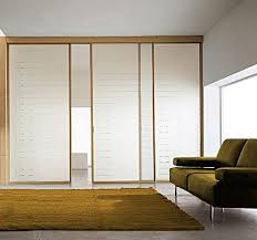 Son yıllarda sürgülü kapı kullanımı ciddi oranda arttı. Pvc Cam Surgu Bolme Duvar Google Da Ara Ev Icin Ev Plani Yatak Odasi