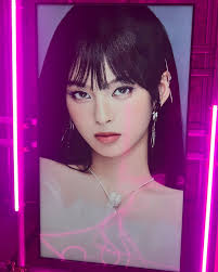 Chiquita Photo at POP-UP Store #CHIQUITA #BABYMONSTER