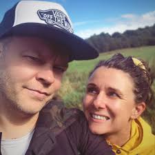 hey ya'll! im new here obvs, joined to learn more. im currently using  amplitude 5. but mainly cus it was half off! i love the recording and the  crazy variety. house has