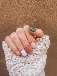 Fall Nails Roundup Cute Manicure Ideas To Try This Season Mint Arrow Manicure Simple Nails Cute Nails
