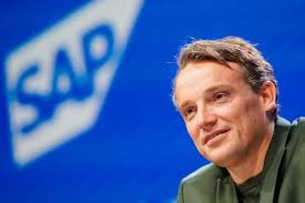 Nach Weiterbildung mehr Gehalt? So verhandeln Sie 2025 mehr Geld