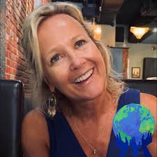 What job recommendations are available for a student with bussing, expo,  delivery, and kitchen experience in Virginia Beach?