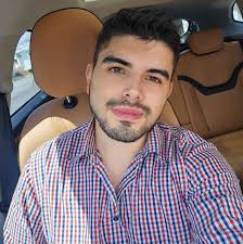 Su Quesote 🧀😉 ¿A donde se lo llevamos? Queso enchilado americano $380  “-3Kg” , hace hebra y se derrite 10/10 🧀 656-482-1765🙌🏼