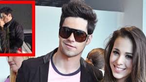 Born danna paola rivera munguía on 23rd june, 1995 in mexico city, distrito federal, mexico, she is famous for maria belen, la doña, josé josé, el principe de la. Danna Paola Y Eleazar Gomez Son Captados Besandose Por Un Paparazzi Hoy Las Estrellas Tv Atrevete Atrevete A Sonar Imagenes De Cantantes